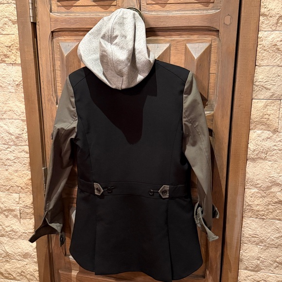 Veronica Beard army blazer with zip-in grey hoodie dickie, size 8 - Picture 7 of 12